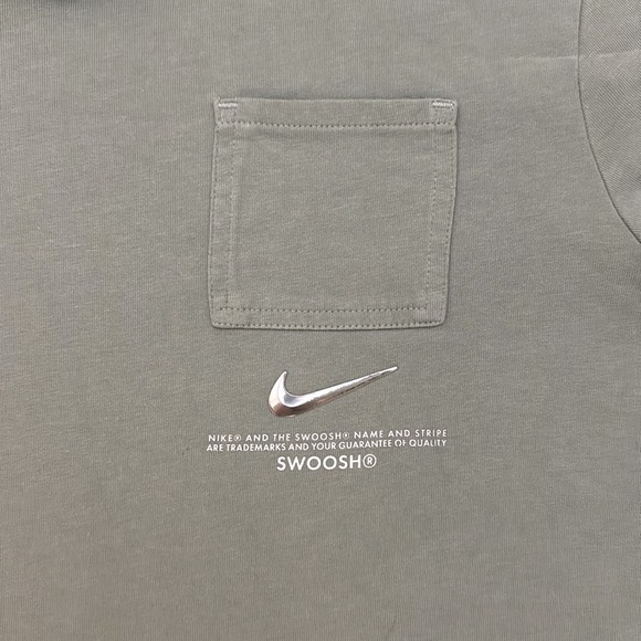 Nike Sportswear Women's Swoosh Cotton T Shirt, Relaxed Fit Cropped - Picture 3 of 6